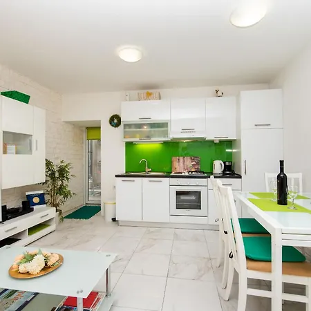 Dea Apartamento