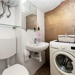 Dea سبليت