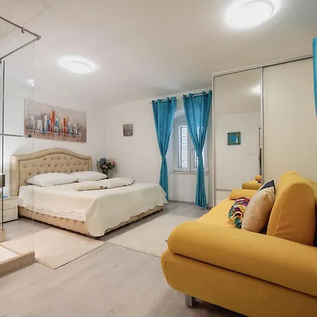 アパート ディー *