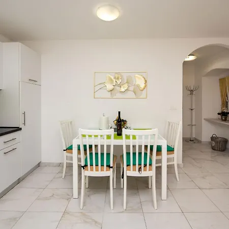 アパート ディー スプリト